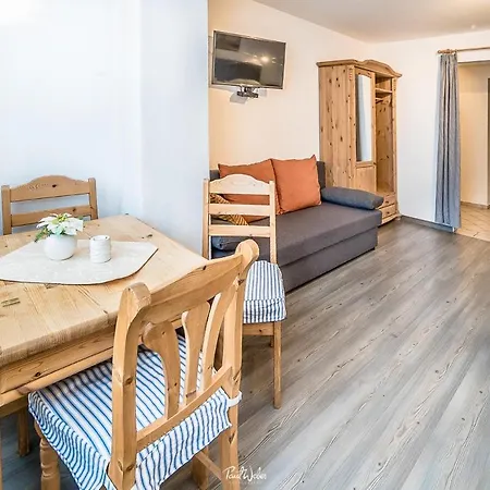 Haus Helga Апартаменти